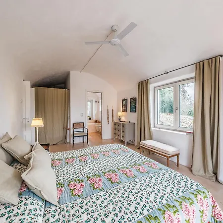 Villa Helloapulia - Casa Romigi - Authentic Trulli E Lamie With Private Pool - 15min Drive Ostuni, 10min Drive Ceglie Messapica