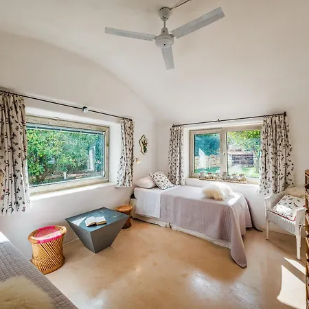 Helloapulia - Casa Romigi - Authentic Trulli E Lamie With Private Pool - 15min Drive Ostuni, 10min Drive Ceglie Messapica Ostuni